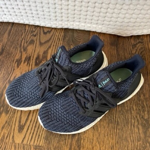 Adidas UltraBOOST Parley's - Limited Edition Originals - Picture 12 of 13